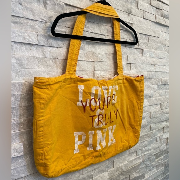 Reversible Victoria’s Secret PINK Yellow Gold & Pink Polka Dot Tote Bag - Picture 4 of 10